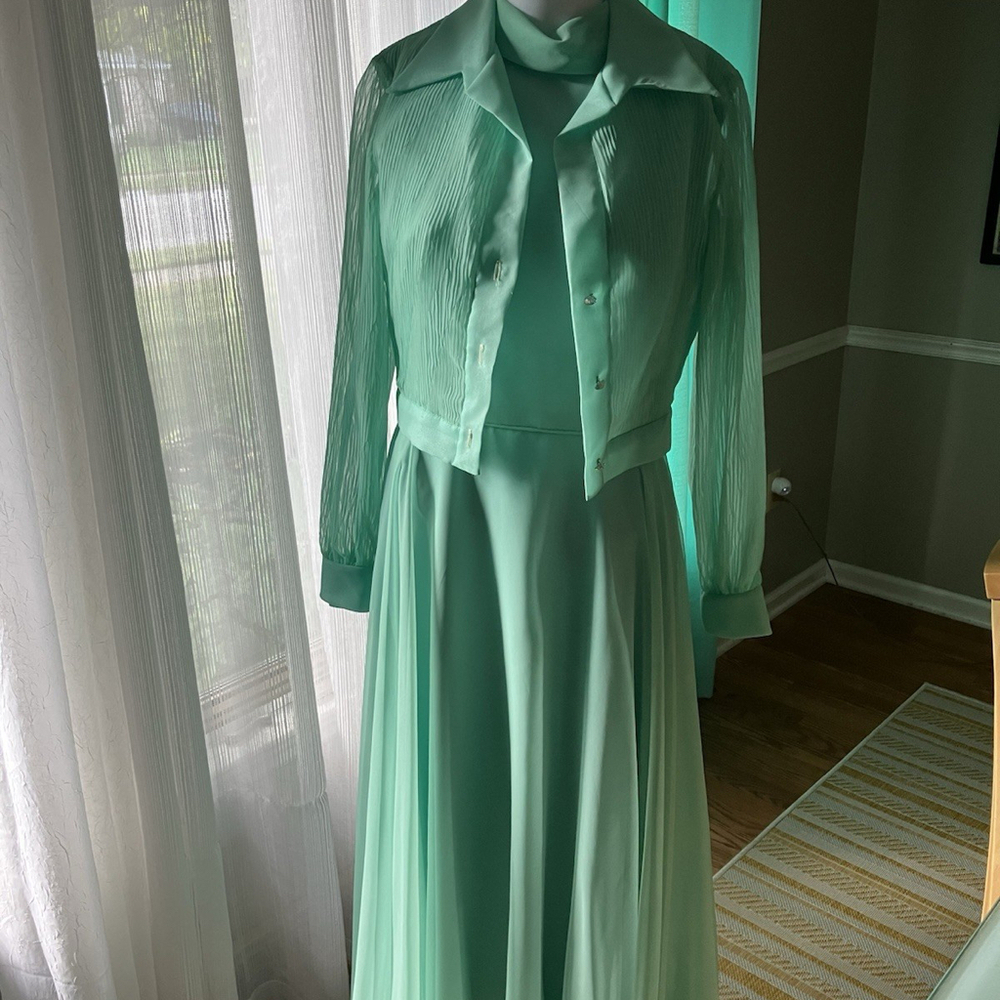 Vintage Women’s Mint Green 2pc Dress And Jacket Size 12
